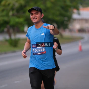 Runner Photo 3873475