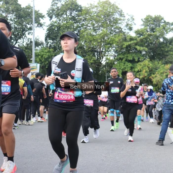 Runner Photo 3873505