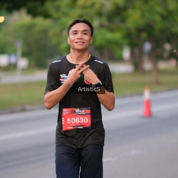Runner Photo 3873522