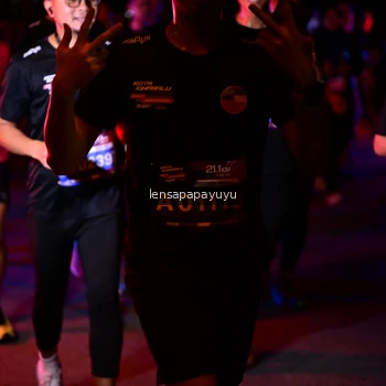 Runner Photo 3873575