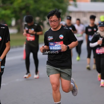 Runner Photo 3873660