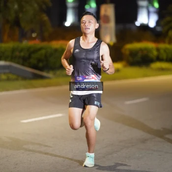 Runner Photo 3873699