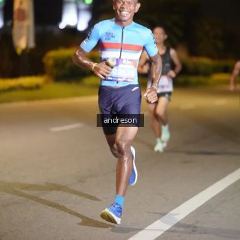 Runner Photo 3873733