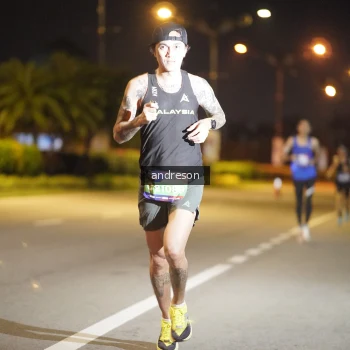 Runner Photo 3873759