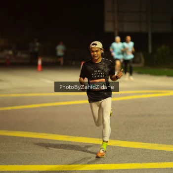 Runner Photo 3873786