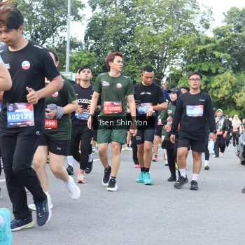 Runner Photo 3873971