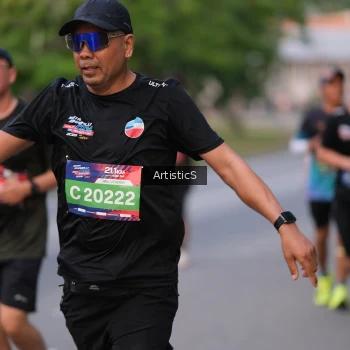 Runner Photo 3874077