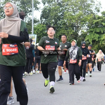 Runner Photo 3874086