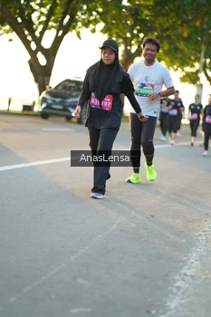 Runner Photo 3874149