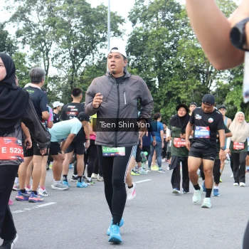 Runner Photo 3874152