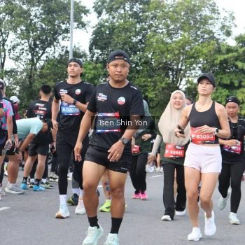 Runner Photo 3874211