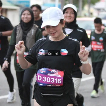 Runner Photo 3874495