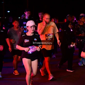 Runner Photo 3874543