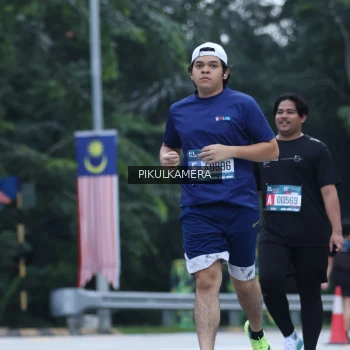 Runner Photo 3874599