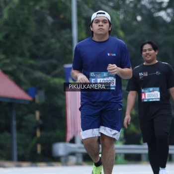 Runner Photo 3874623