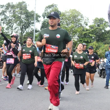 Runner Photo 3874633