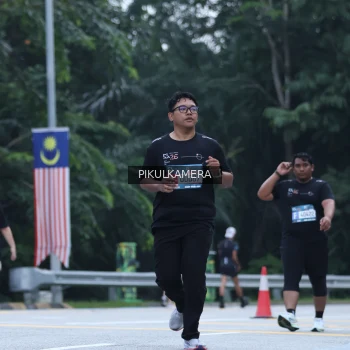 Runner Photo 3874659