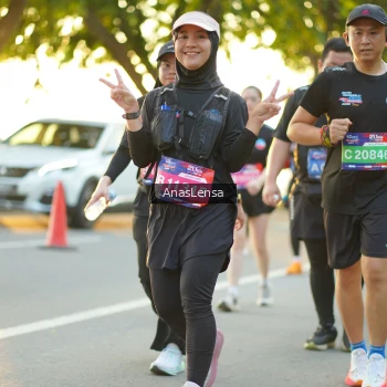 Runner Photo 3874693