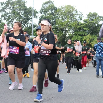 Runner Photo 3874704