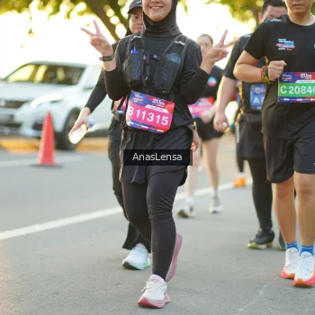 Runner Photo 3874715