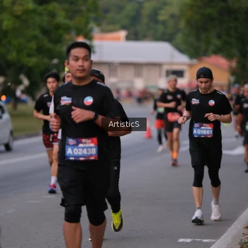 Runner Photo 3874882