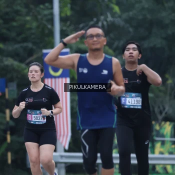 Runner Photo 3874893