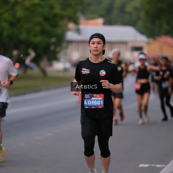 Runner Photo 3874962