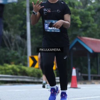 Runner Photo 3874997