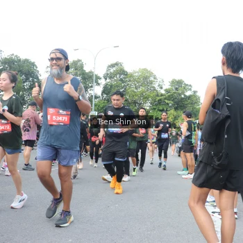 Runner Photo 3875008