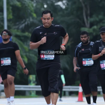 Runner Photo 3875009