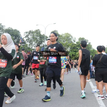 Runner Photo 3875011