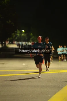 Runner Photo 3875067