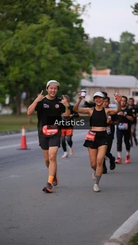 Runner Photo 3875072