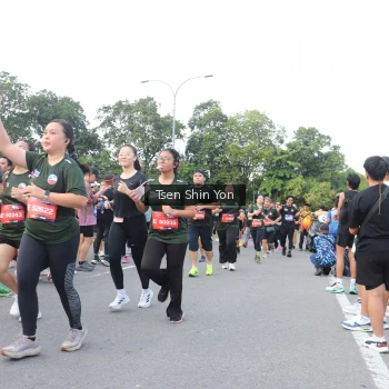 Runner Photo 3875135