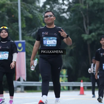 Runner Photo 3875182
