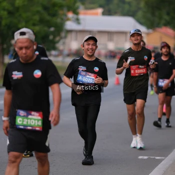 Runner Photo 3875372