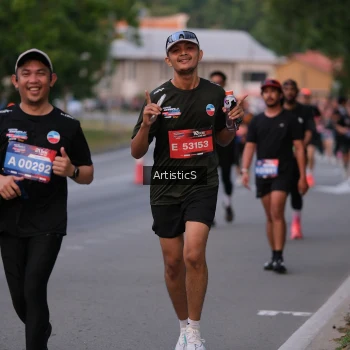Runner Photo 3875379