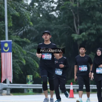 Runner Photo 3875384