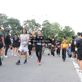 Runner Photo 3875414