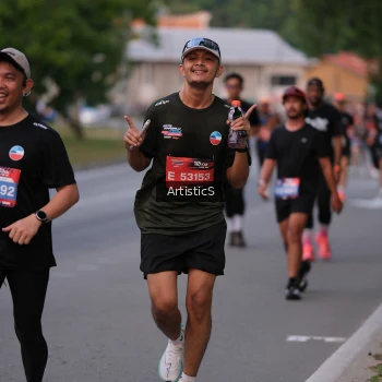 Runner Photo 3875430
