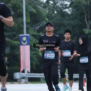 Runner Photo 3875435