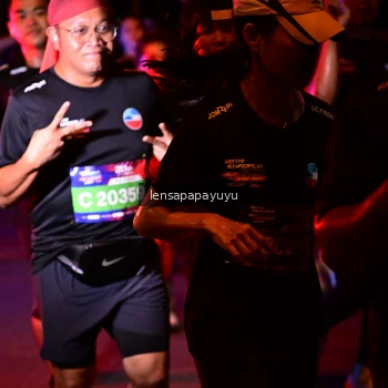 Runner Photo 3875443