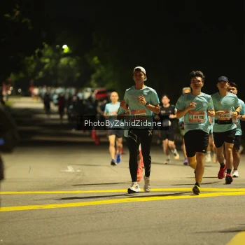 Runner Photo 3875453