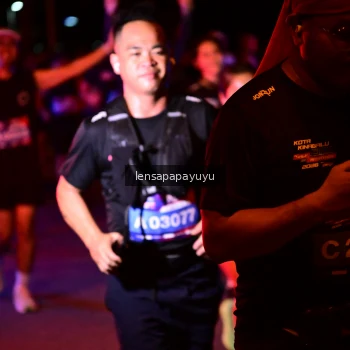 Runner Photo 3875459