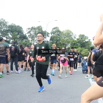 Runner Photo 3875570