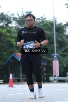 Runner Photo 3875571