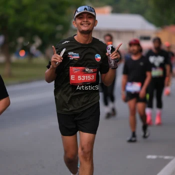 Runner Photo 3875576