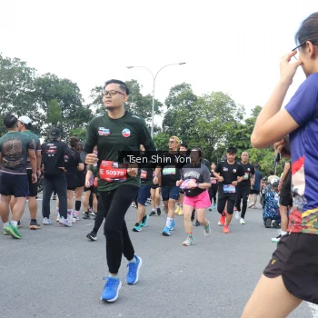 Runner Photo 3875586