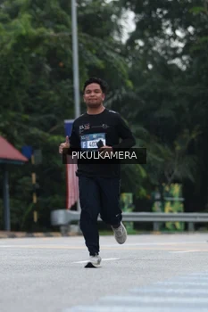 Runner Photo 3875629