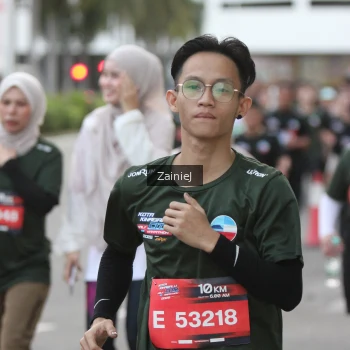 Runner Photo 3875639